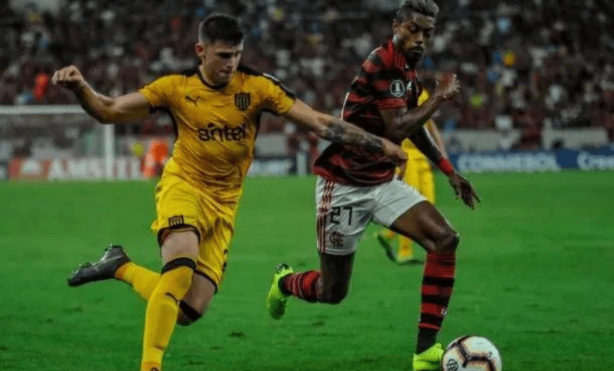 ¡Copa Libertadores en el Estadio Campeón del Siglo! Flamengo y Peñarol se Enfrentan en un Duelo Decisivo