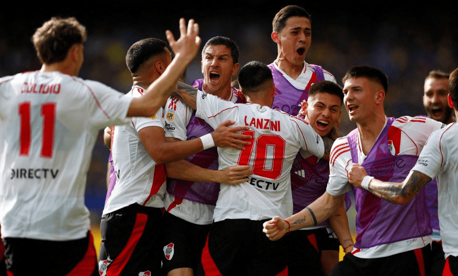 River Plate da el Golpe de Nocaut en la Bombonera: Victoria y Polémica