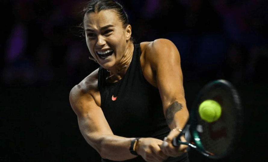 Qinwen Zheng Sorprende a Rybakina en las Finales WTA y Sabalenka Confirma su Dominio